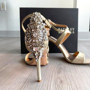 Bagdley Mischka Gold Cadence ll Heels